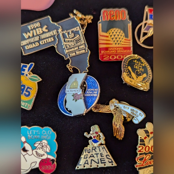 WBA Vintage Lapel Pins. - Picture 5 of 10